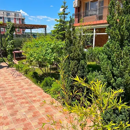 триo апарт Apartament Primorsko